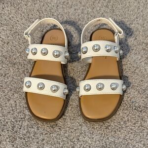 Cat & Jack White Sandals with Pearl Details
